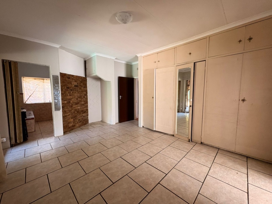 4 Bedroom Property for Sale in Stilfontein Ext 4 North West